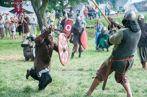 Na wroga ognia i spaliny gratis. Drugi dzień Odysei Historycznej