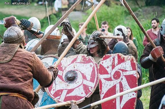 Na wroga ognia i spaliny gratis. Drugi dzień Odysei Historycznej