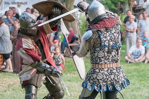 Na wroga ognia i spaliny gratis. Drugi dzień Odysei Historycznej