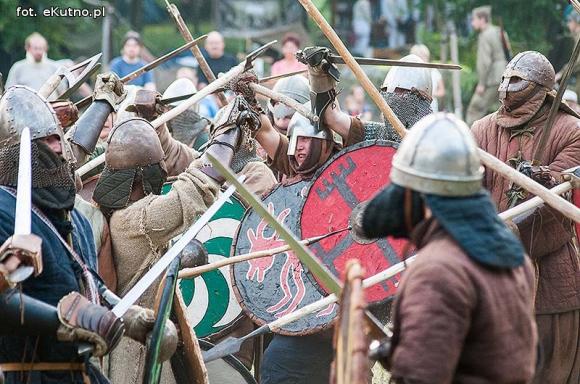 Na wroga ognia i spaliny gratis. Drugi dzień Odysei Historycznej