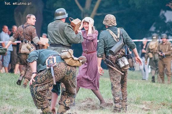 Na wroga ognia i spaliny gratis. Drugi dzień Odysei Historycznej