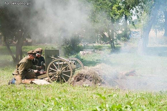 Wystrzały, walki i ślub. Niedziela na Odysei Historycznej