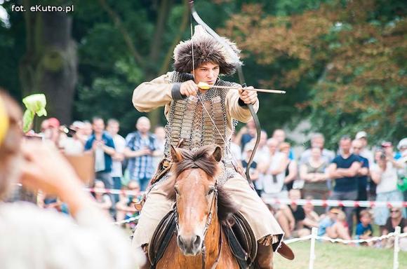 Wystrzały, walki i ślub. Niedziela na Odysei Historycznej