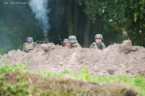 Wystrzały, walki i ślub. Niedziela na Odysei Historycznej
