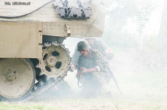 Wystrzały, walki i ślub. Niedziela na Odysei Historycznej