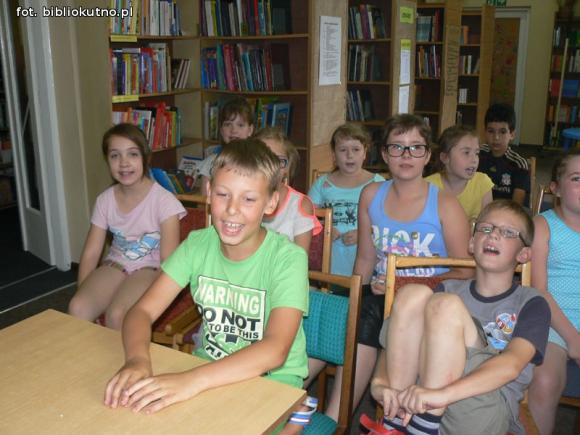 Nie tylko taniec nowoczesny na wakacjach w bibliotece