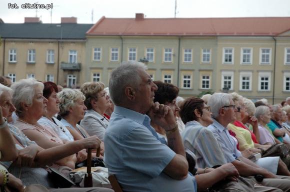 Krzepiące melodie polskiej ziemi rozbrzmiały w centrum Kutna