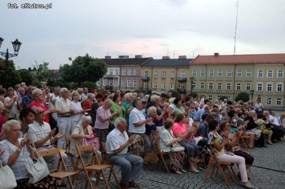 Krzepiące melodie polskiej ziemi rozbrzmiały w centrum Kutna