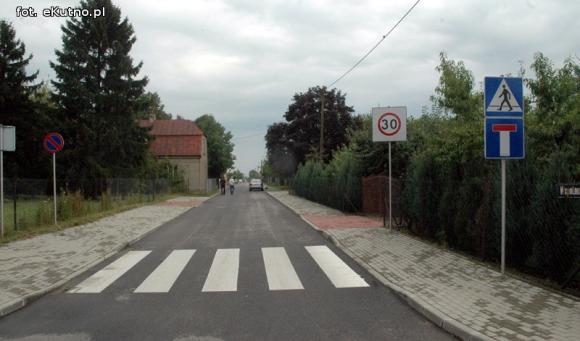 W Mieście Róż na Różanej fatalna droga