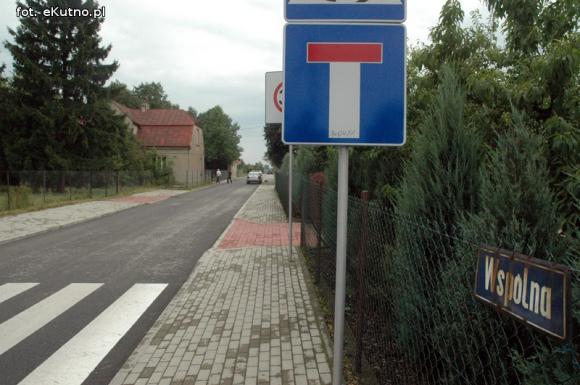 W Mieście Róż na Różanej fatalna droga