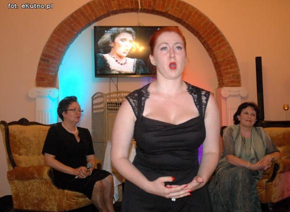 Trzeba po prostu kochać śpiew. Spotkanie z gwiazdą Izabelą Kłosińską