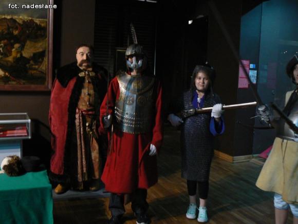 Wycieczkowy tydzień Wakacji w Bibliotece. Kiedy dziadkowie byli dziećmi