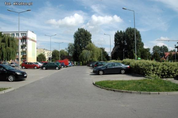 Czytelnicy piszą: Kutnowskie osiedla zmieniają się na plus