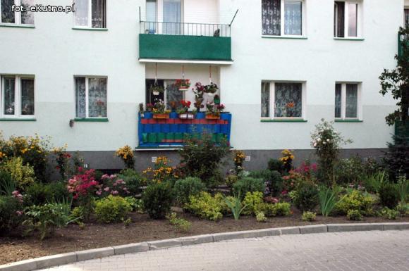 Czytelnicy piszą: Kutnowskie osiedla zmieniają się na plus