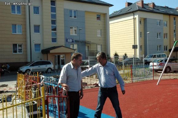 Plac zabaw XXI wieku na osiedlu Szymanowskiego