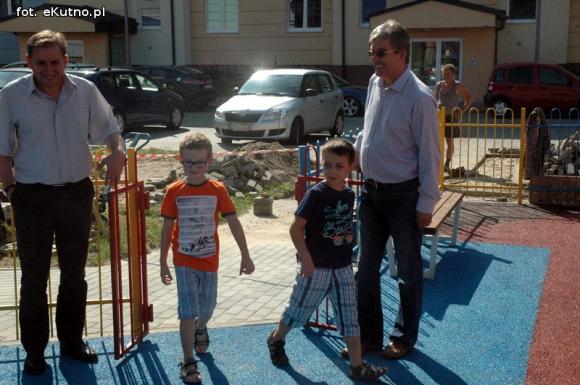 Plac zabaw XXI wieku na osiedlu Szymanowskiego