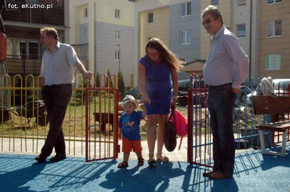 Plac zabaw XXI wieku na osiedlu Szymanowskiego