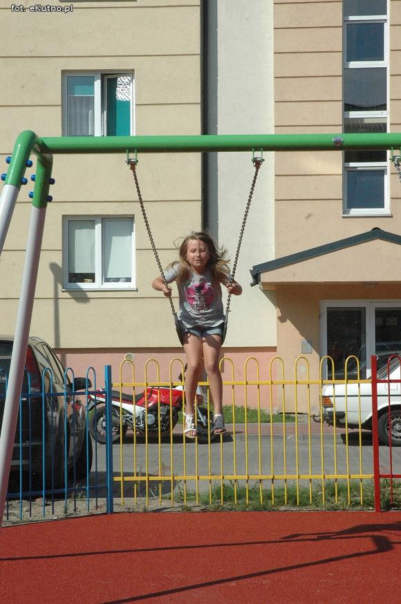 Plac zabaw XXI wieku na osiedlu Szymanowskiego