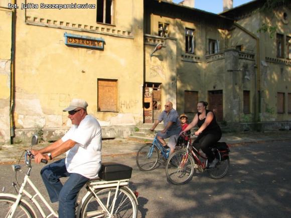 Szlakiem stacji krośniewickiej ciuchci