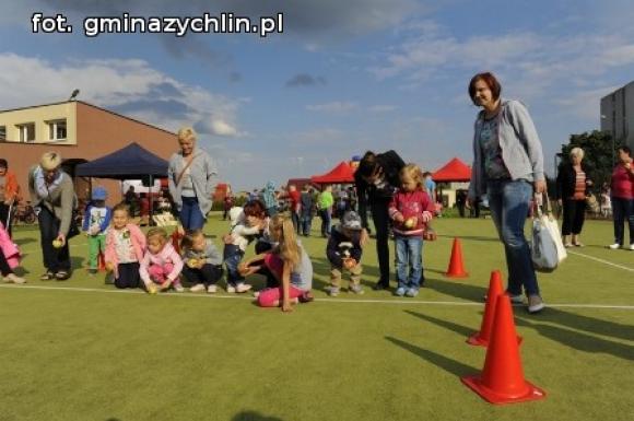 Happening Kochajmy polskie jabłka w Żychlinie