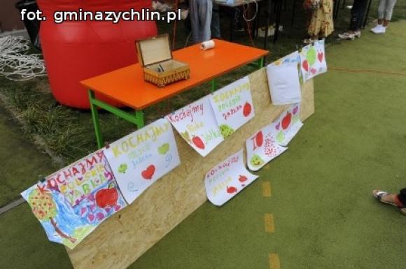 Happening Kochajmy polskie jabłka w Żychlinie