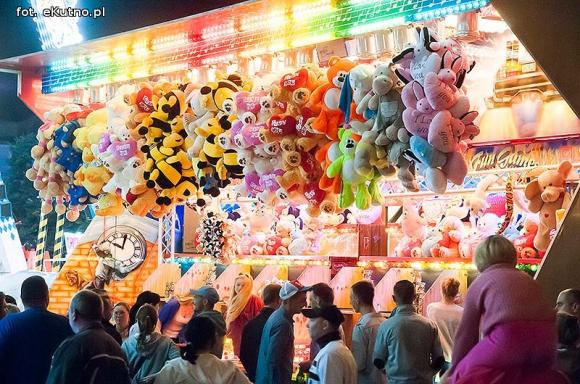 Atrakcje 40. Święta Róży: Szaleństwa w lunaparku