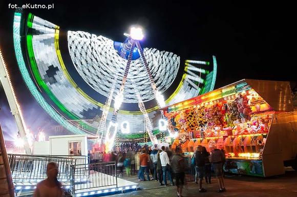 Atrakcje 40. Święta Róży: Szaleństwa w lunaparku