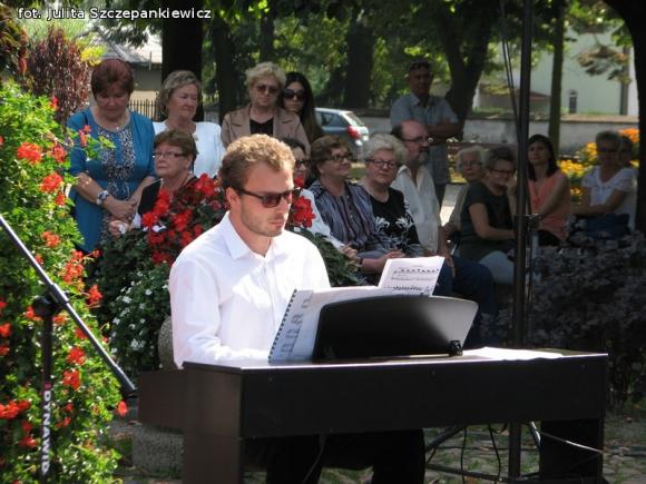 Czytali fragmenty Trylogii w Krośniewicach