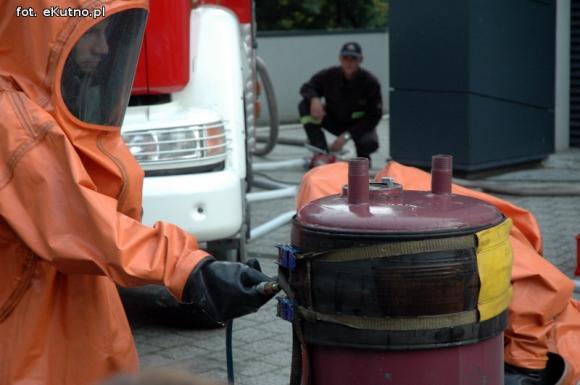 Zbigniew Bródka nagradzał kutnian w akcji Bezpieczny Dom