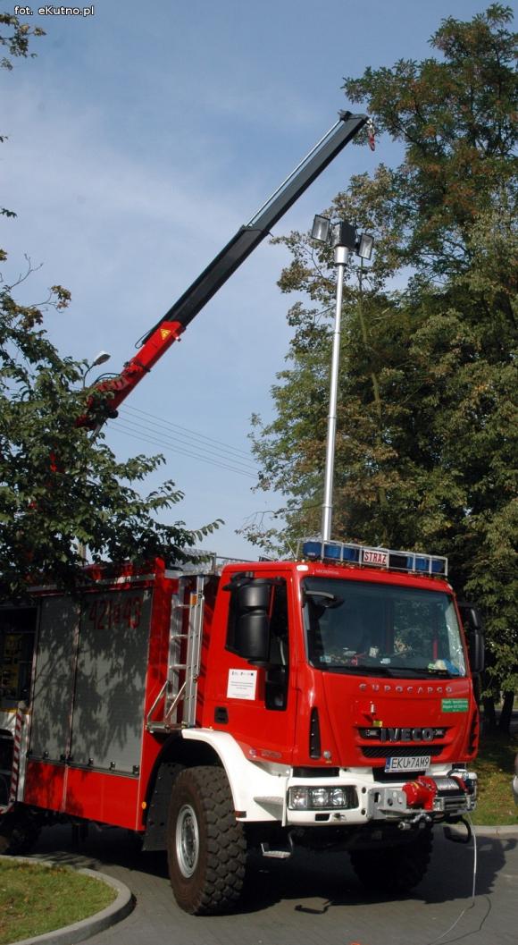 Zbigniew Bródka nagradzał kutnian w akcji Bezpieczny Dom