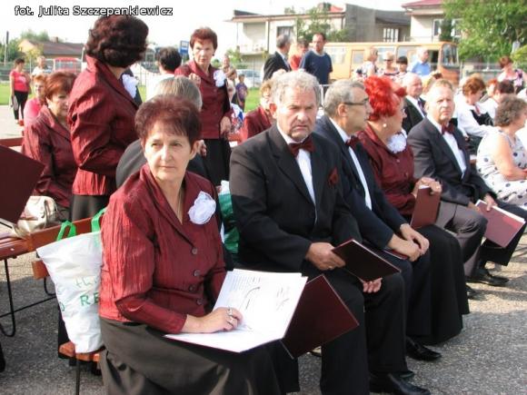  Festyn rodzinny i przegląd folklorystyczny w Krośniewicach