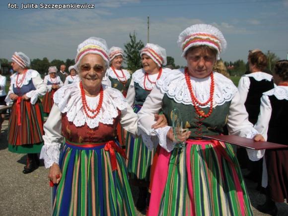  Festyn rodzinny i przegląd folklorystyczny w Krośniewicach
