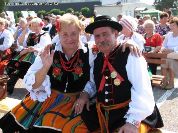  Festyn rodzinny i przegląd folklorystyczny w Krośniewicach