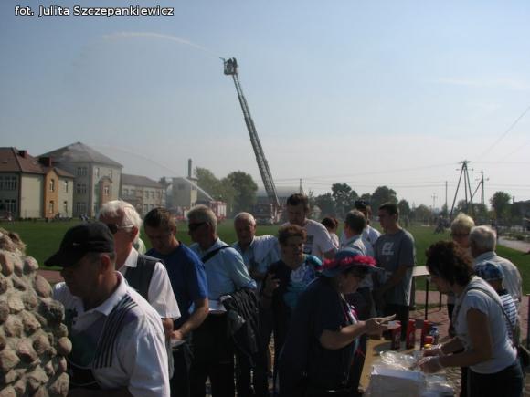  Festyn rodzinny i przegląd folklorystyczny w Krośniewicach