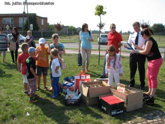  Festyn rodzinny i przegląd folklorystyczny w Krośniewicach