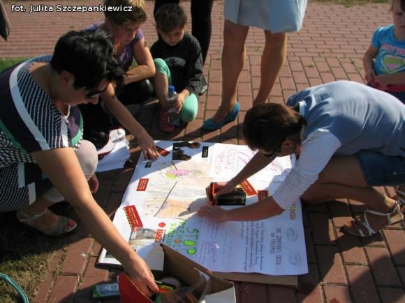  Festyn rodzinny i przegląd folklorystyczny w Krośniewicach