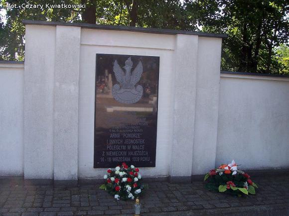 Uczniowie udali się śladami Bohaterów Września 1939