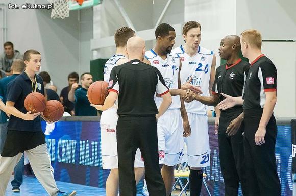 Pierwszy mecz w Turnieju o Różę Kutna zakończony