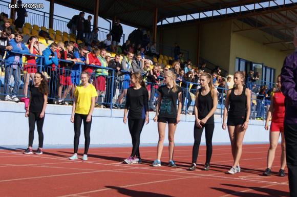 Podwójne zwycięstwo Staszica w Lidze LA