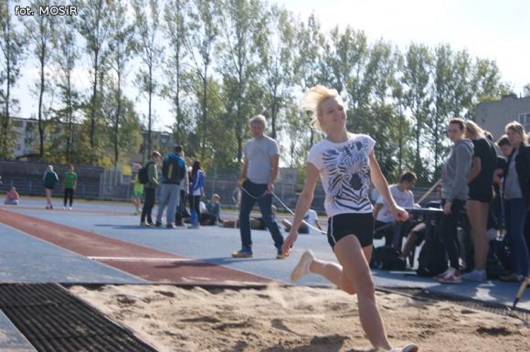 Podwójne zwycięstwo Staszica w Lidze LA