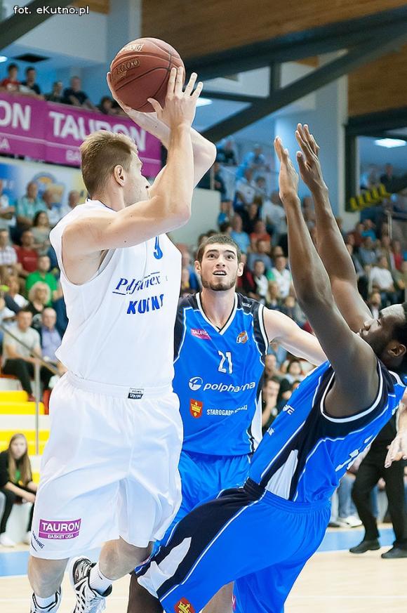 Pierwsze zwycięstwo kutnowskich koszykarzy w Tauron Basket Lidze