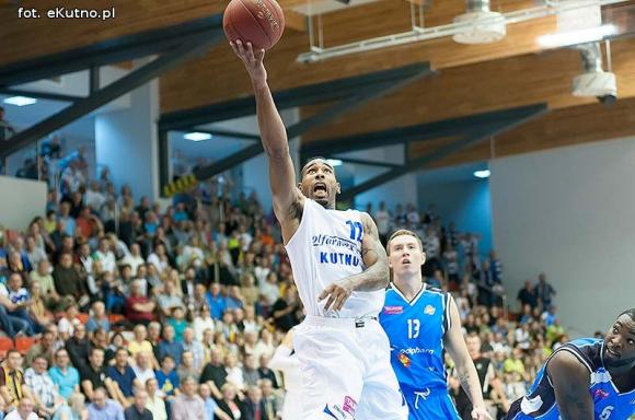Pierwsze zwycięstwo kutnowskich koszykarzy w Tauron Basket Lidze