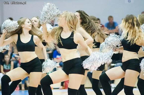 Pierwsze zwycięstwo kutnowskich koszykarzy w Tauron Basket Lidze