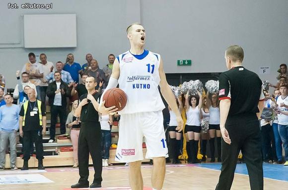 Pierwsze zwycięstwo kutnowskich koszykarzy w Tauron Basket Lidze