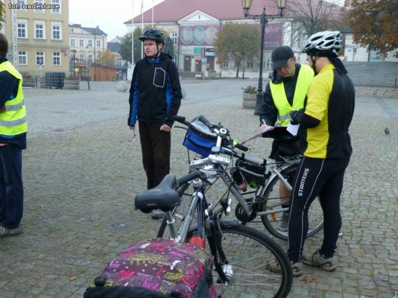 Stowarzyszenie Kutnowscy Rowerzyści zorganizowało rajd do Czatolina