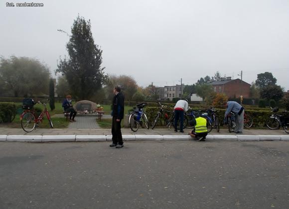 Stowarzyszenie Kutnowscy Rowerzyści zorganizowało rajd do Czatolina