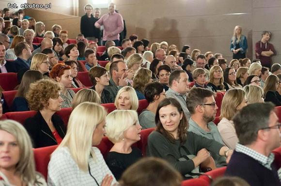Tyle twoich słów w głowie ciągle mam... Koncert Ani Dąbrowskiej w Kutnie