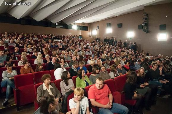 Tyle twoich słów w głowie ciągle mam... Koncert Ani Dąbrowskiej w Kutnie