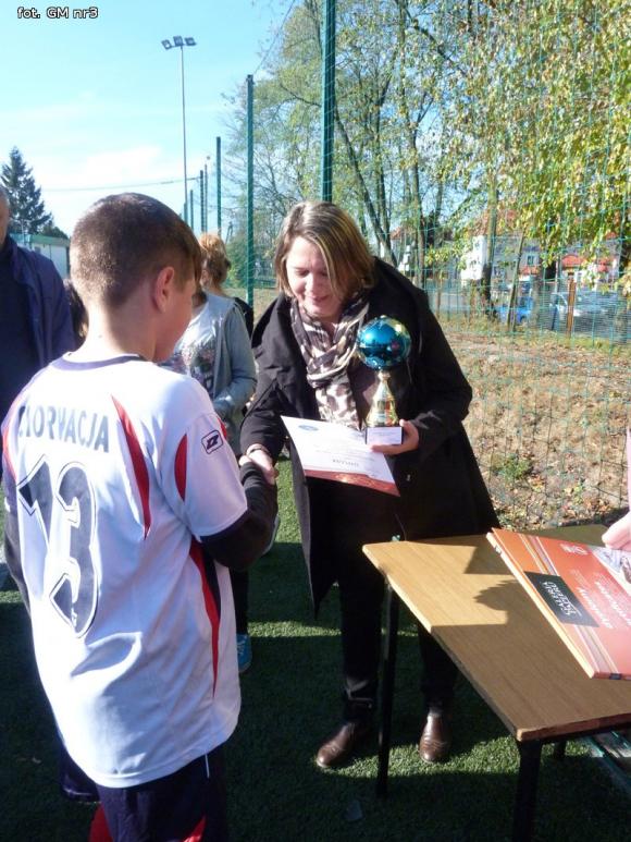 Piłkarskie zmagania w Gimnazjum nr 3