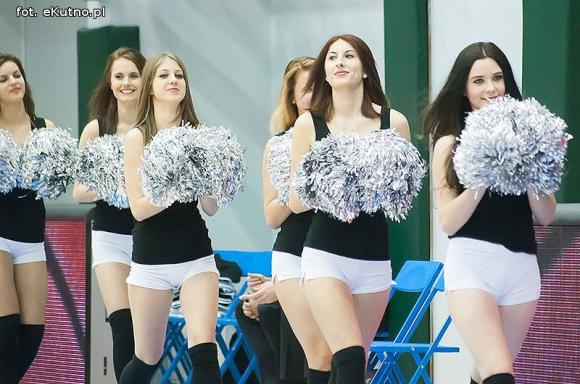 Polfarmex Kutno przegrywa 5 punktami